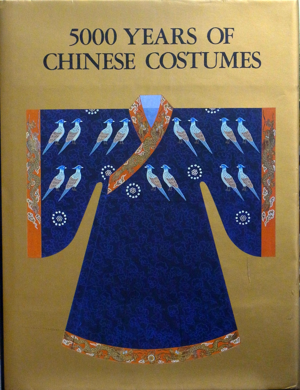 5000 years of Chinese costumes. 5000 years of Chinese costumes.